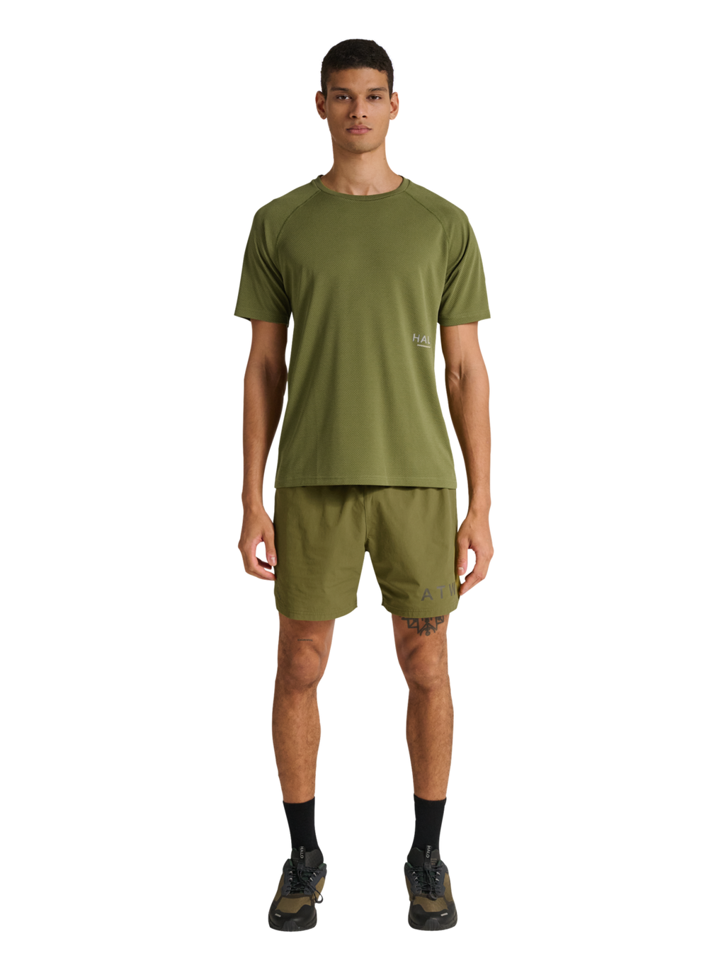 HALO SORONA T-SHIRT, OLIVE DRAB, model