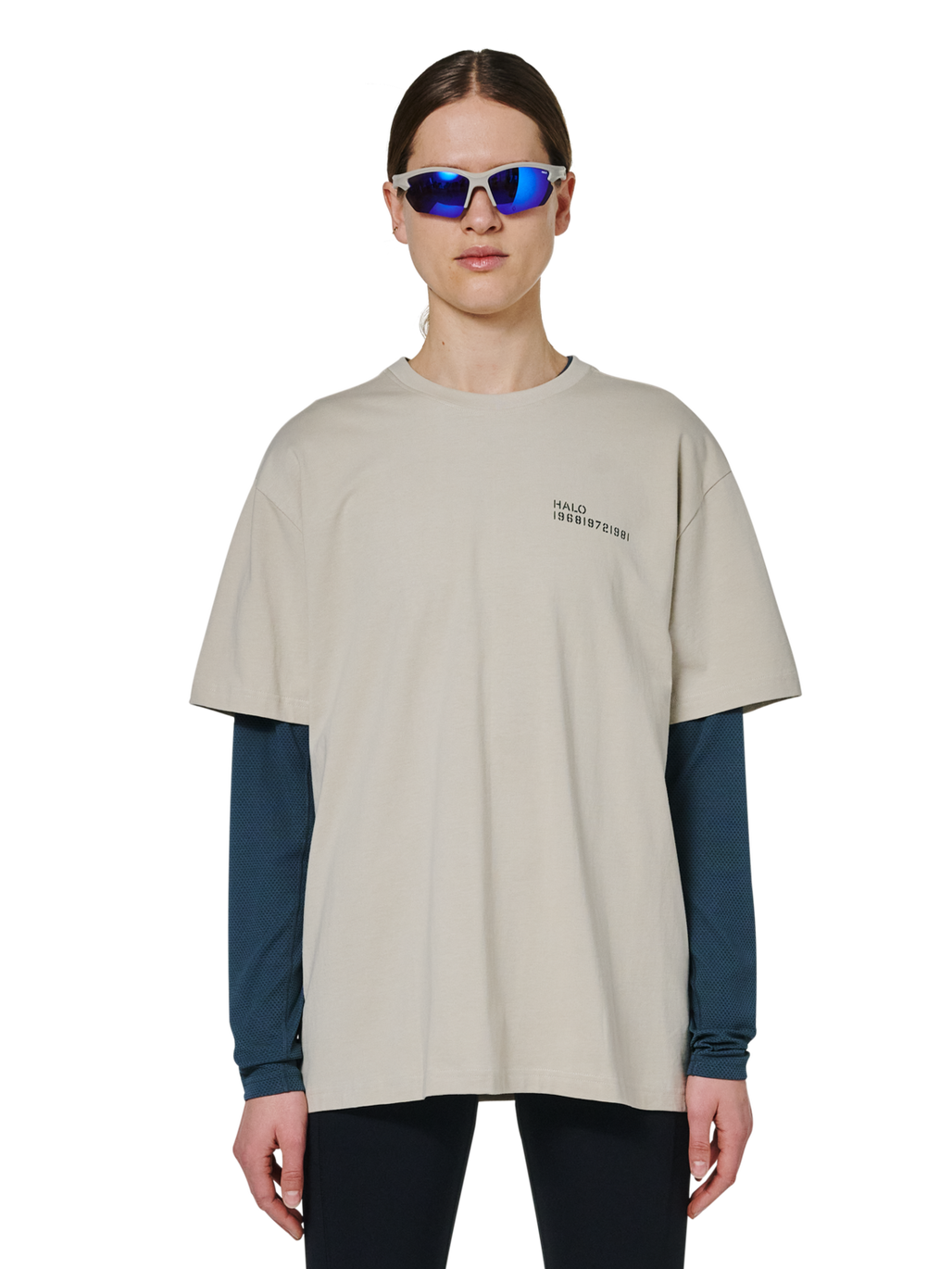 HALO GRAPHIC T-SHIRT 05, SILVER LINING, model