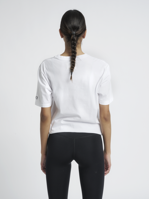 HALO COTTON TEE, OPTIC WHITE, model