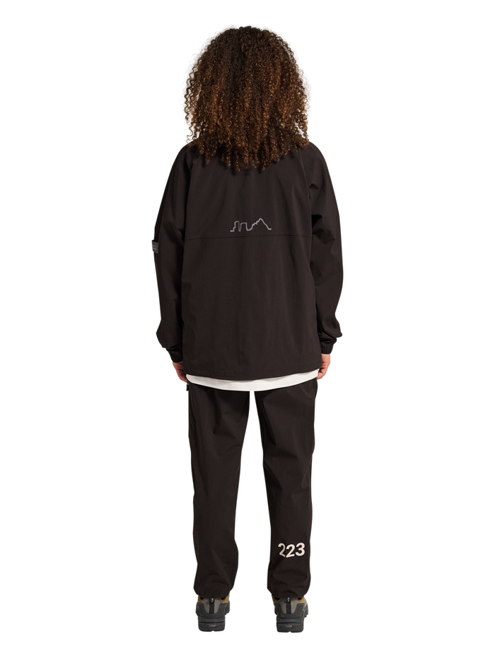 HALO STEEL JACKET, CHOCOLATE TORTE, model