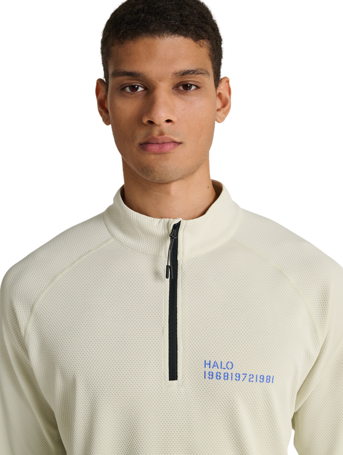 HALO SORONA HALF ZIP, TURTLEDOVE, model