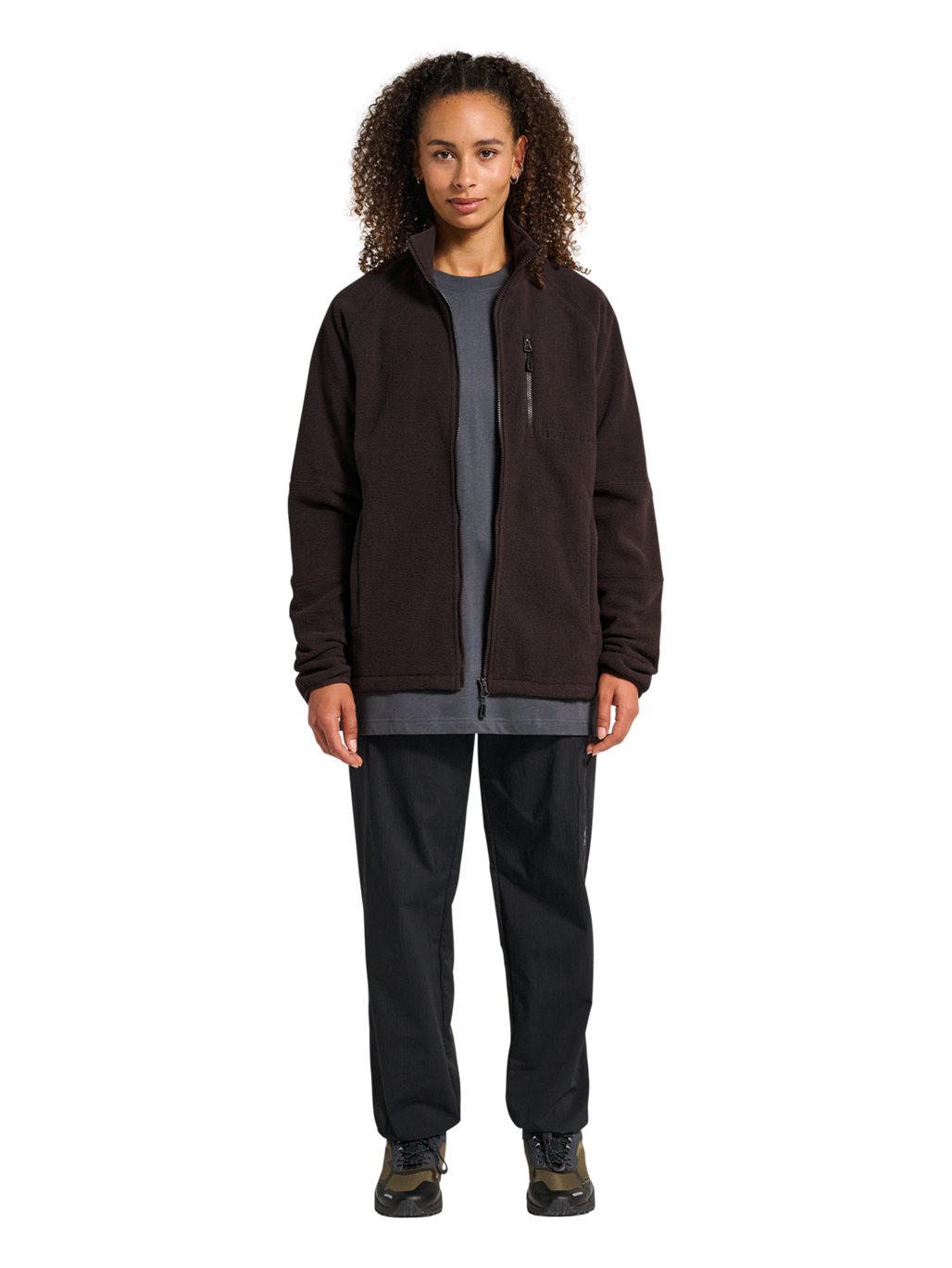 HALO WINDPROOF TEDDYFLEECE JACKET, CHOCOLATE TORTE, model