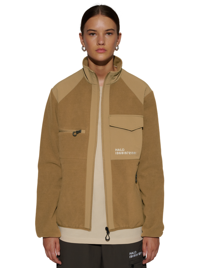 HALO PANELED FLEECE JACKET, KANGAROO, model