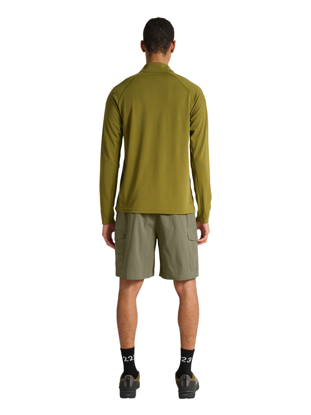 HALO NOVA SHORTS, MERMAID, model