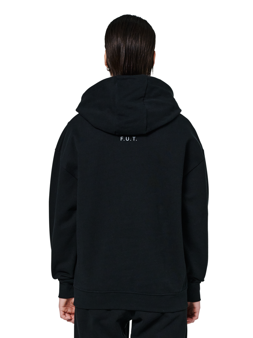 HALO ESSENTIAL HOODIE, BLACK, model