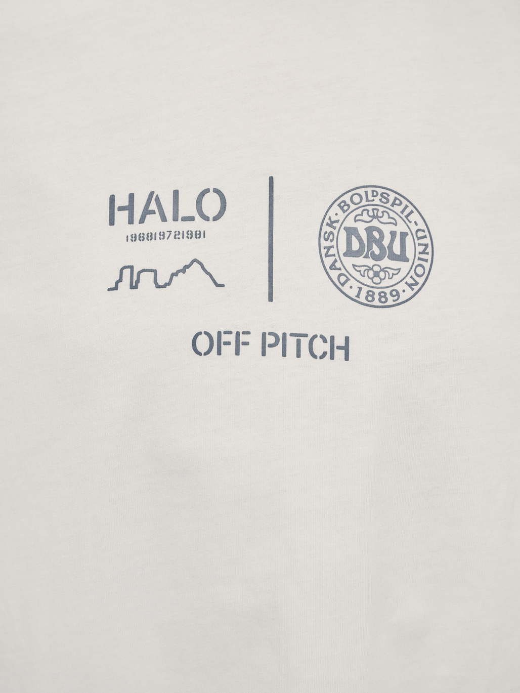 HALO DBU BOXY T-SHIRT, MARSHMALLOW, model