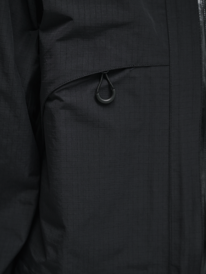 HALO DBU ASSET JACKET, BLACK, model