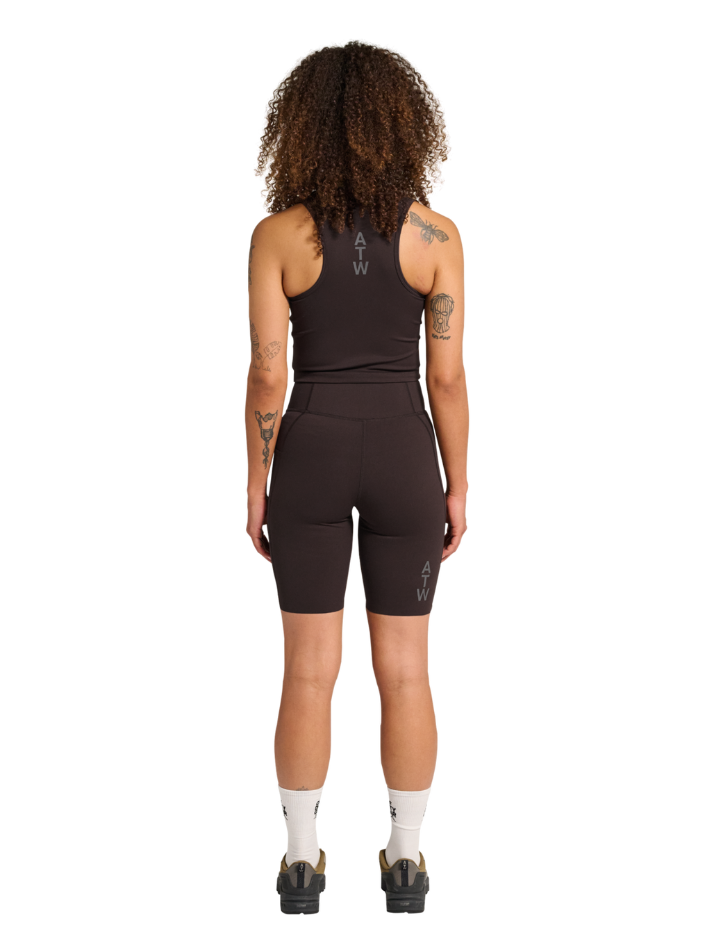 HALO WOMEN TRAINING SPRINTERS, CHOCOLATE TORTE, model