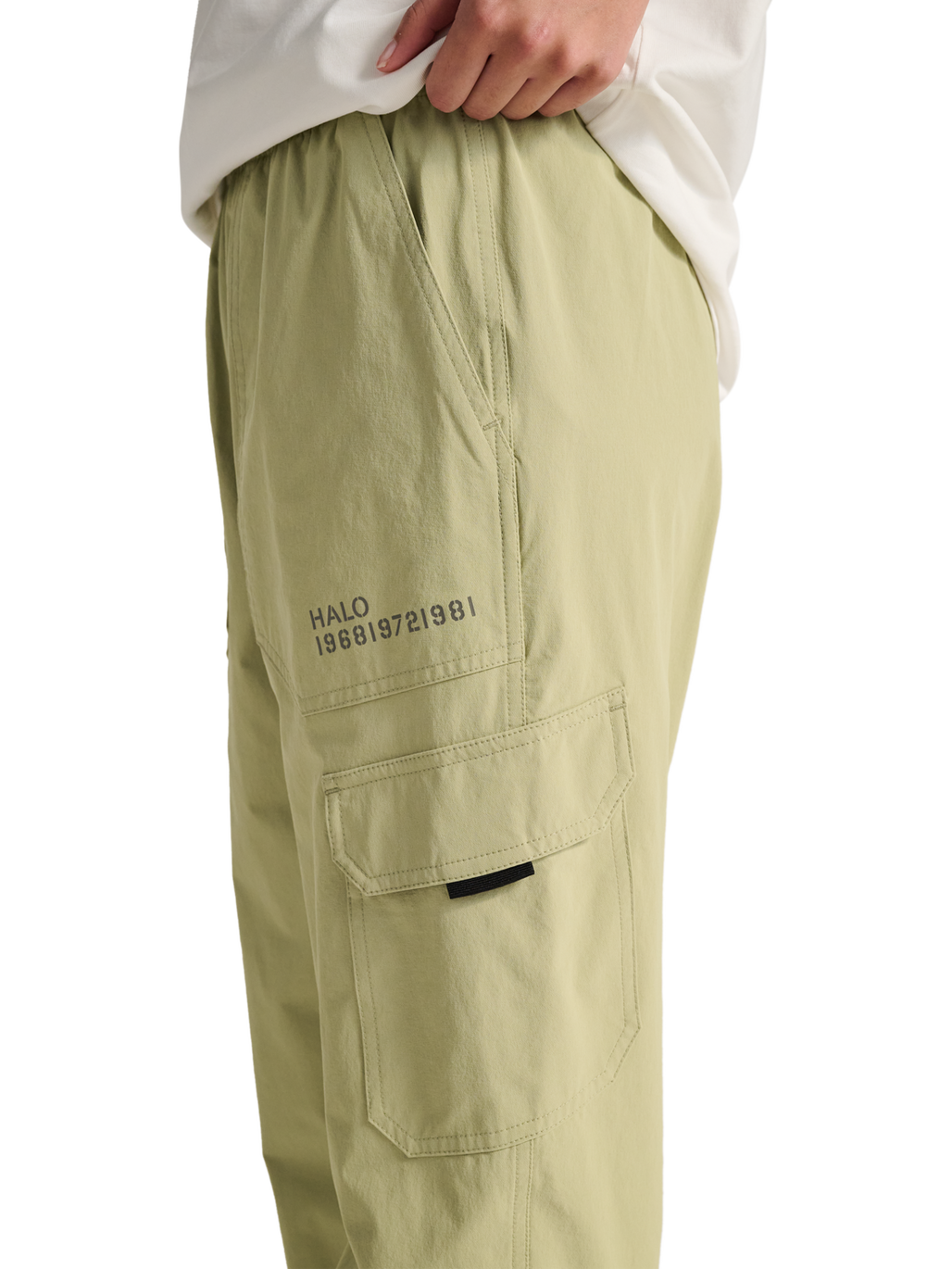HALO TRAIL PANTS, ELM, model