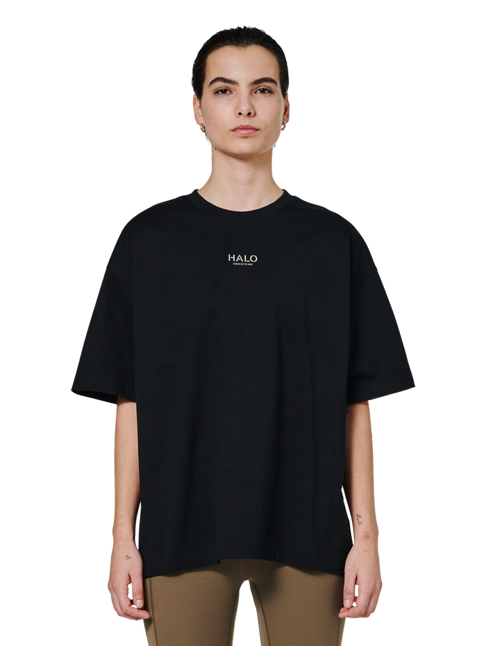 HALO GRAPHIC BOXY T-SHIRT, BLACK/SENECA ROCK, model