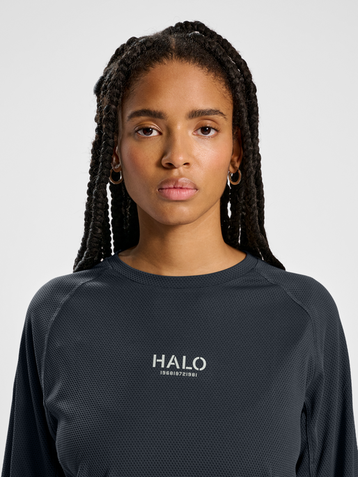 HALO SORONA TRAINING T-SHIRT L/S, EBONY, model