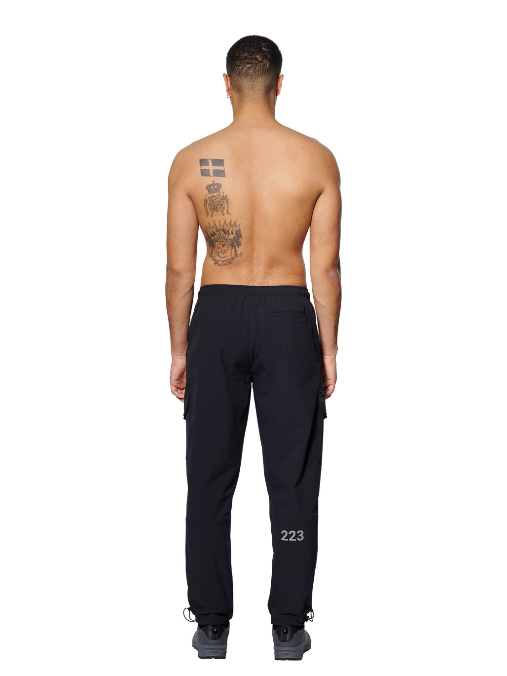 HALO TRAIL PANTS, BLACK, model