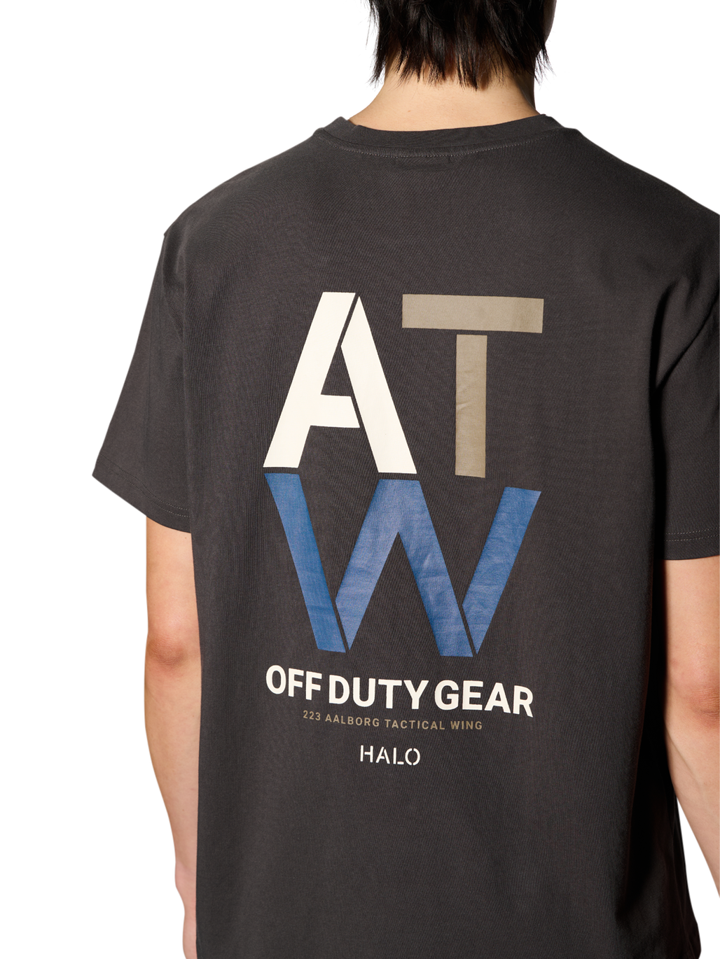 HALO DUTY T-SHIRT, RAVEN, model