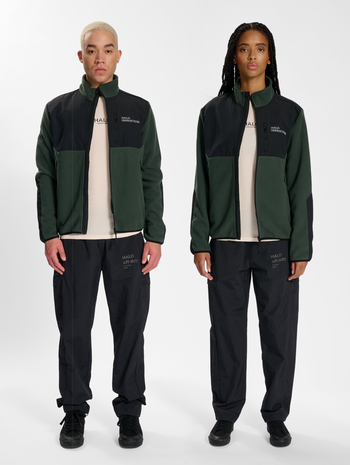 HALO BLOCKED ZIP FLEECE, DEEP FOREST, model