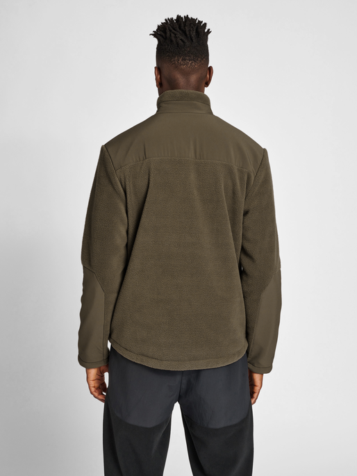HALO TEDDY FLEECE JACKET, MAJOR BROWN, model