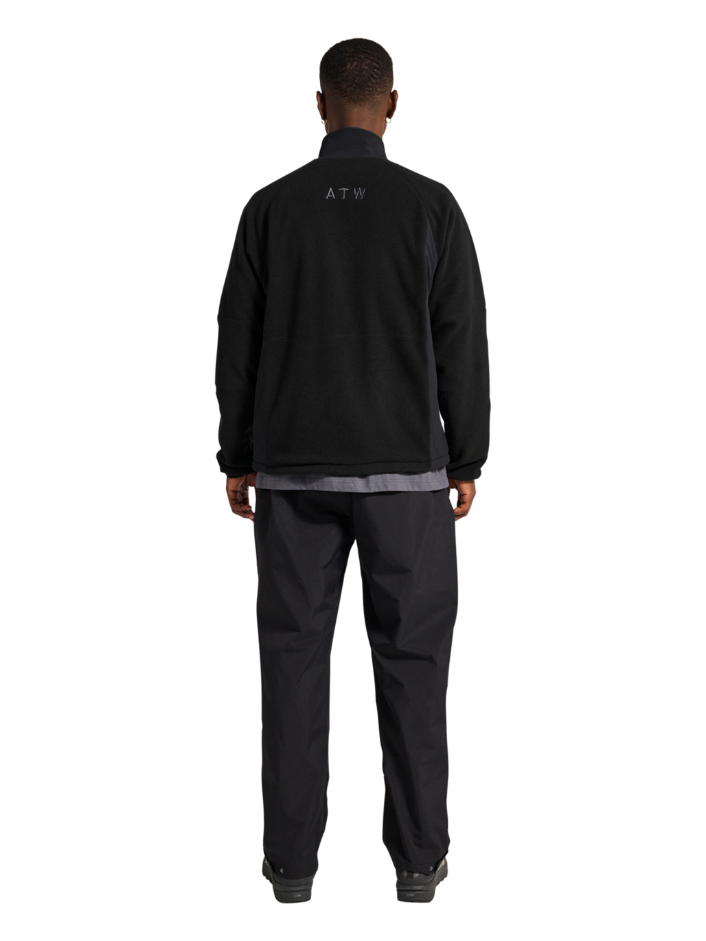 HALO WINDPROOF TEDDYFLEECE JACKET, BLACK, model