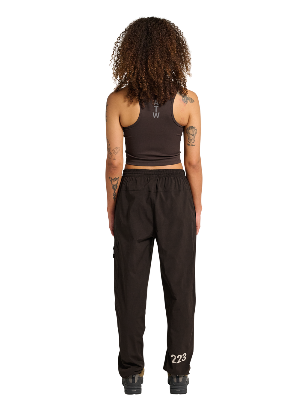 HALO STEEL RELAXED PANTS, CHOCOLATE TORTE, model