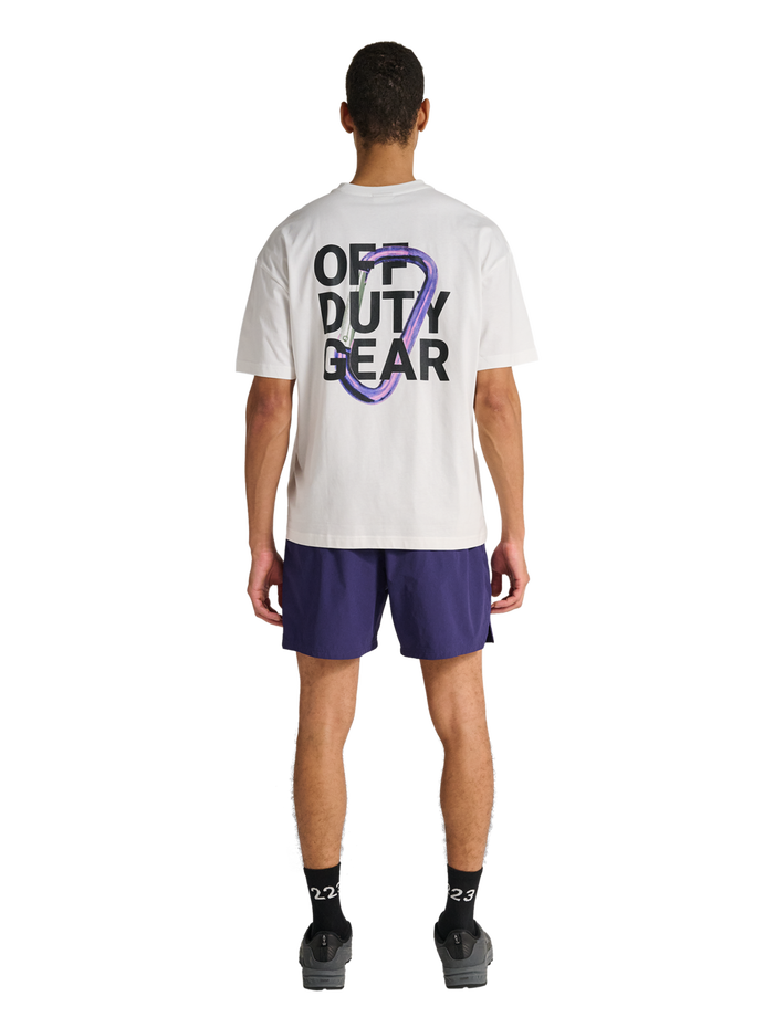 HALO SHORTS, ASTRAL AURA, model