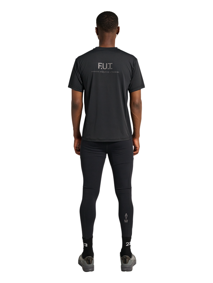 HALO MENS TRAINING TIGHTS, BLACK, model