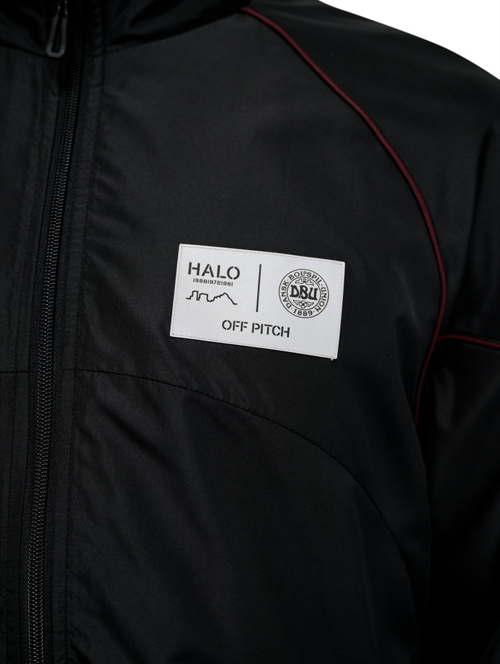 HALO DBU TRACKSUIT  JACKET, BLACK, model