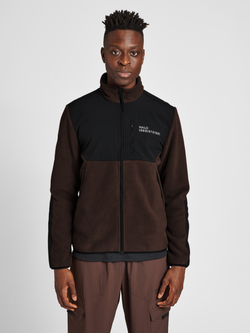 HALO BLOCKED ZIP FLEECE, JAVA, model