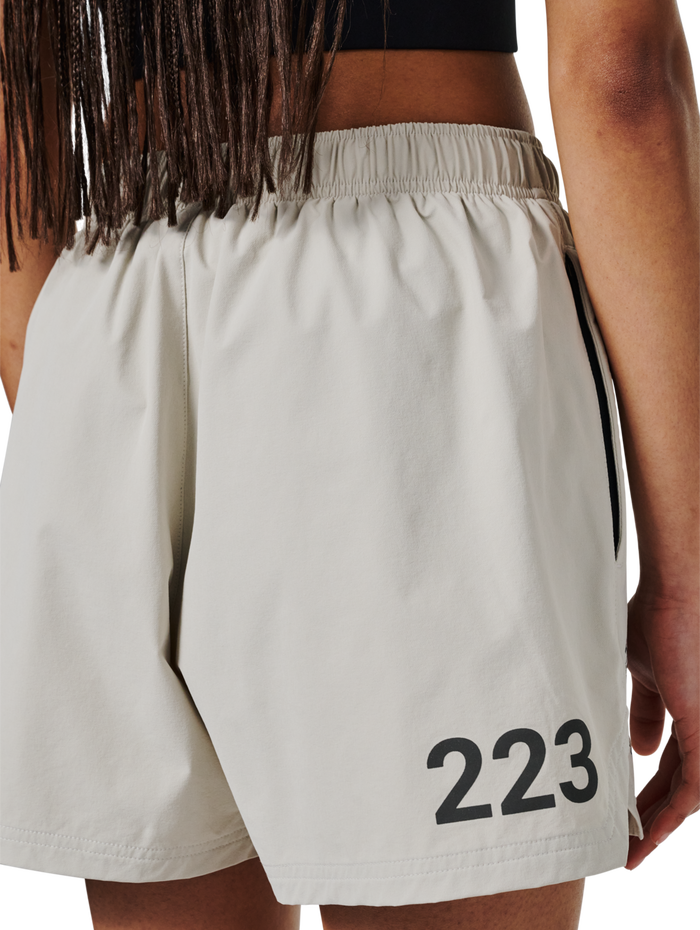 HALO SHORTS, SILVER LINING/BLACK REFLECTIVE, model