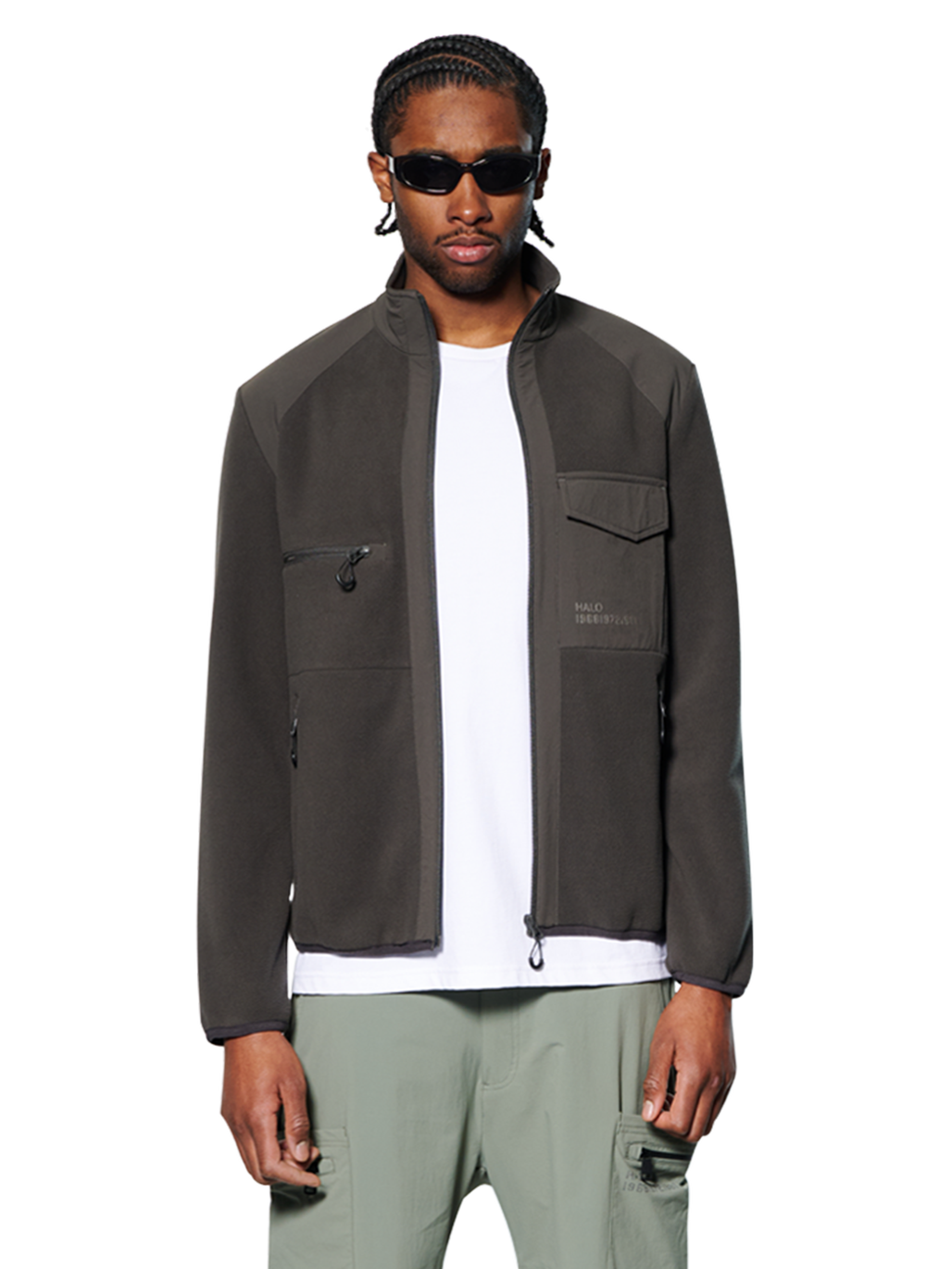 HALO PANELED FLEECE JACKET, RAVEN, model