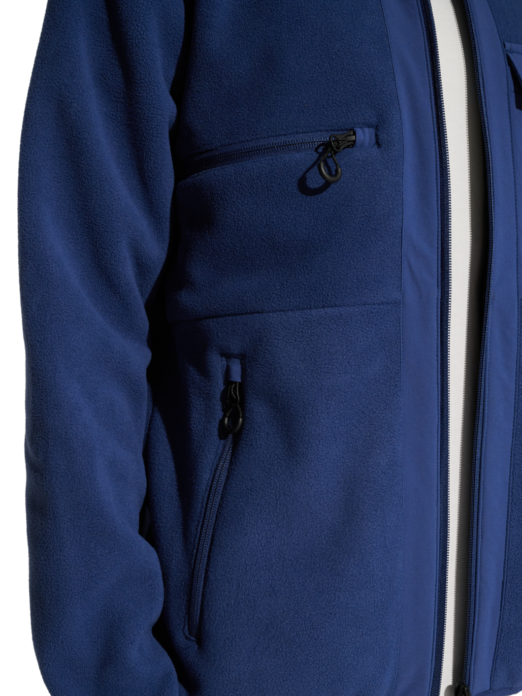 HALO PANELED FLEECE JACKET, SARGASSO SEA, model