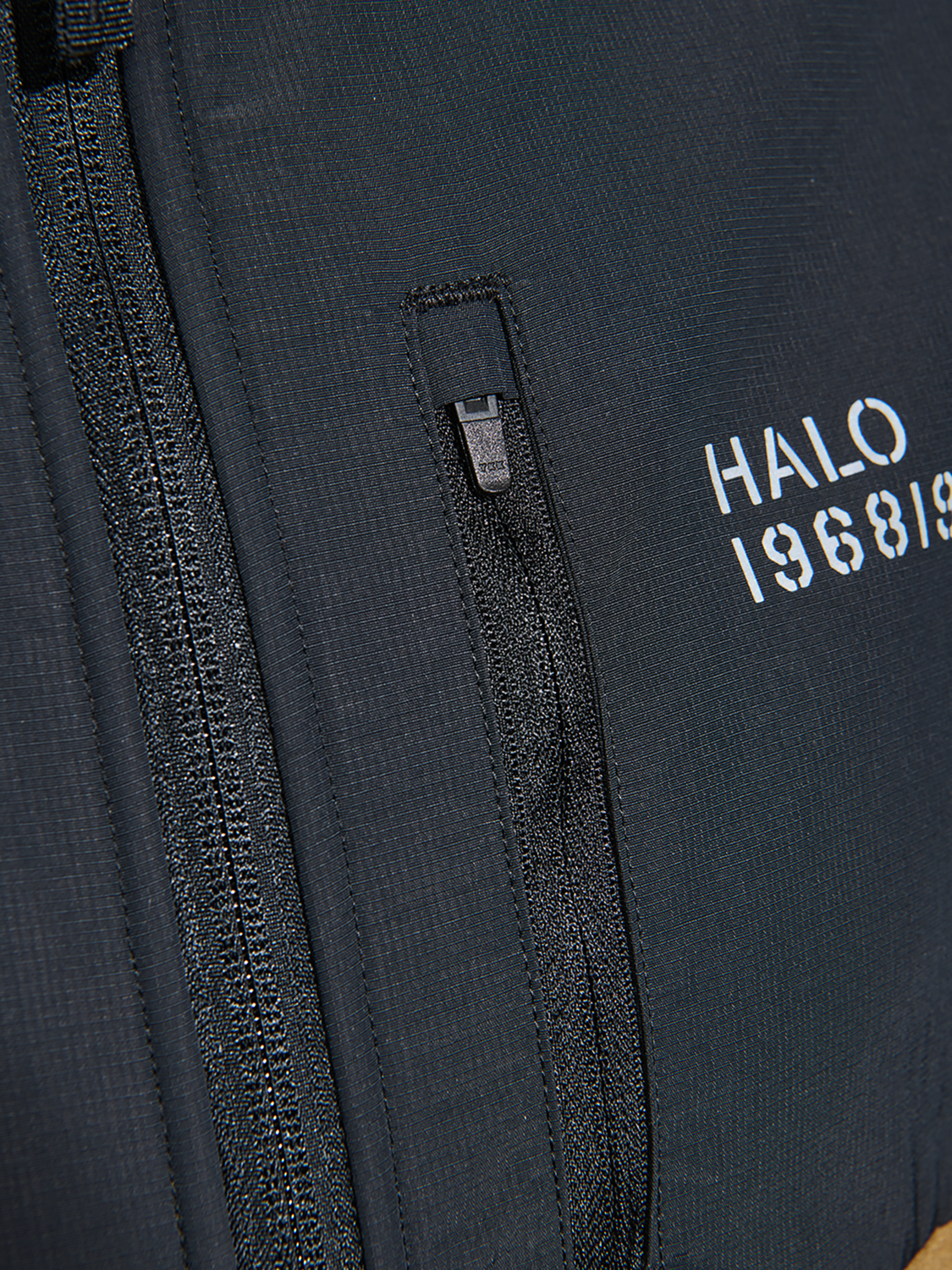 HALO BLOCKED ZIP FLEECE, KANGAROO, packshot
