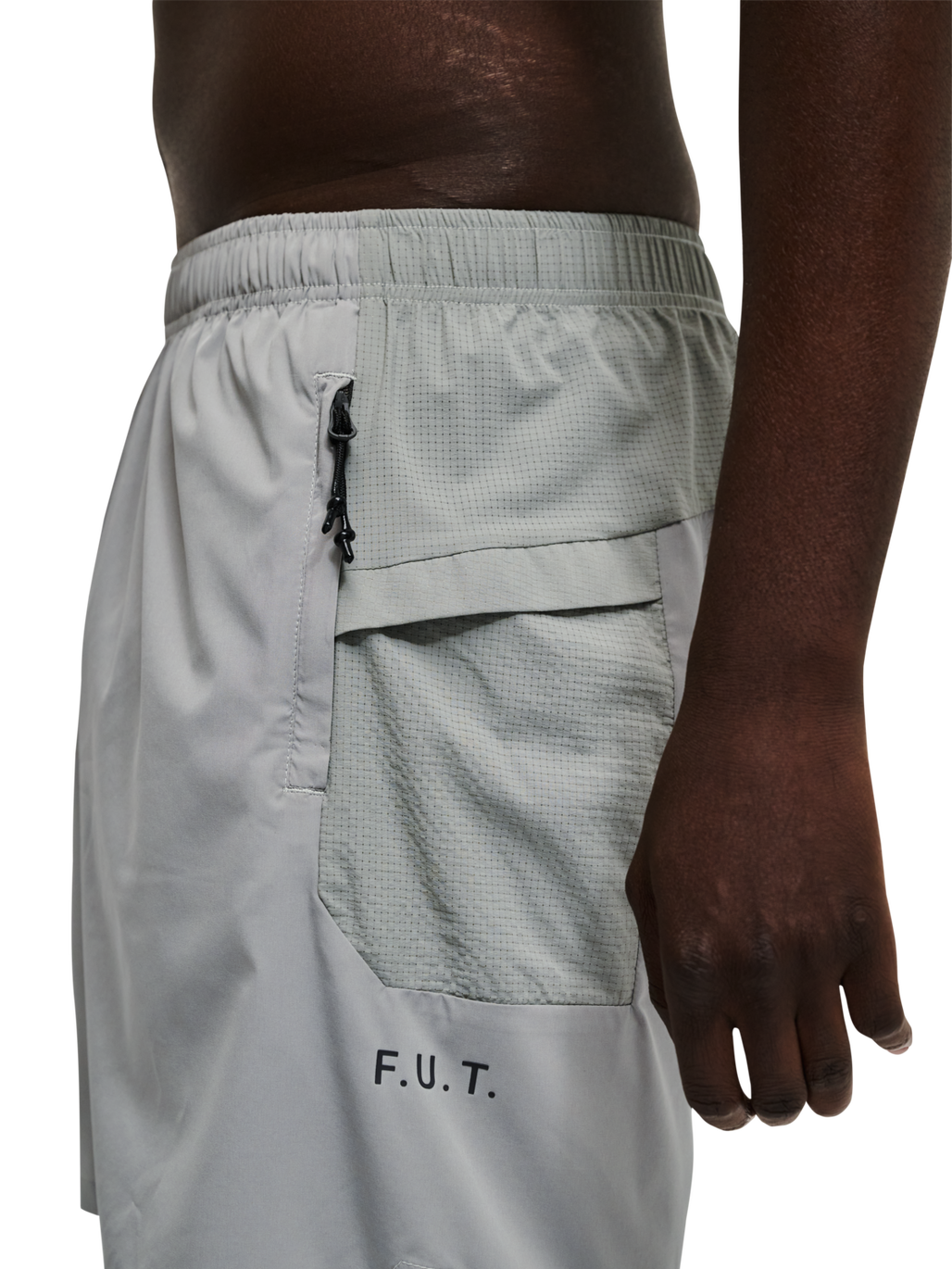 HALO SCOUT SHORTS, GRIFFIN, model