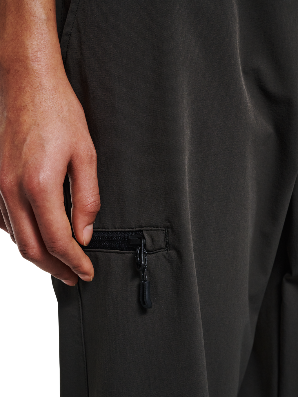 HALO TACTICAL PANTS, RAVEN, model