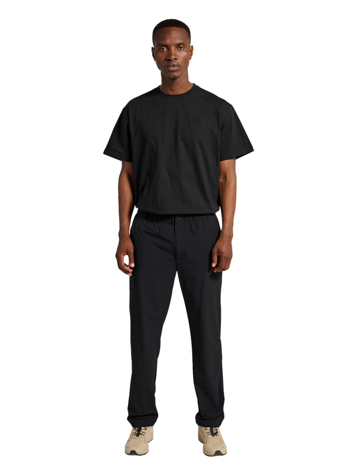 HALO TACTICAL PANTS, BLACK, model