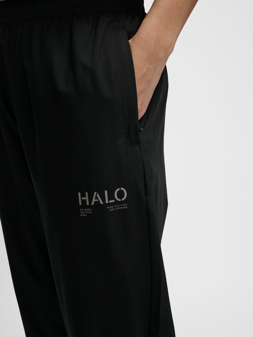 HALO TECH PANTS, BLACK, model