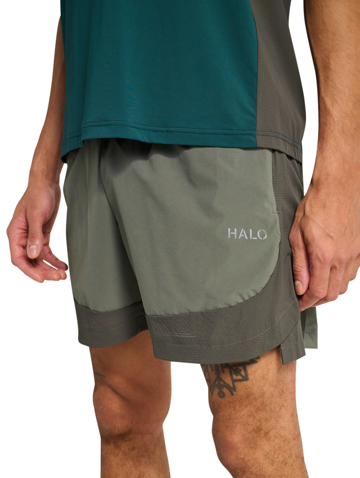 HALO DIVISION SHORTS, GUNMETAL, model