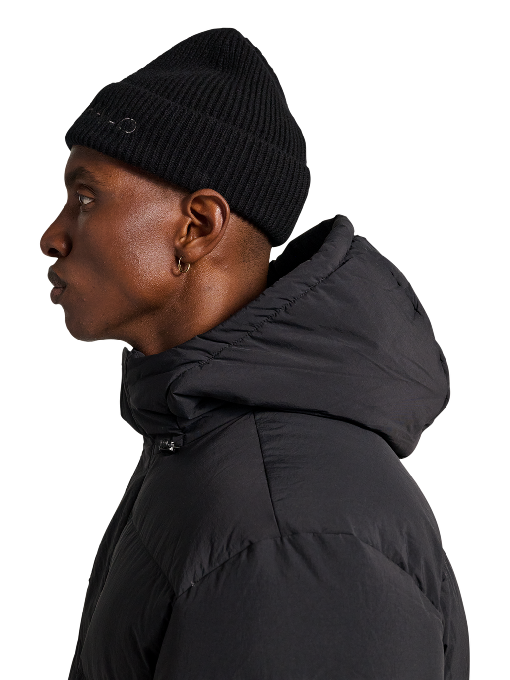 HALO  WOOL RIB BEANIE, BLACK, model