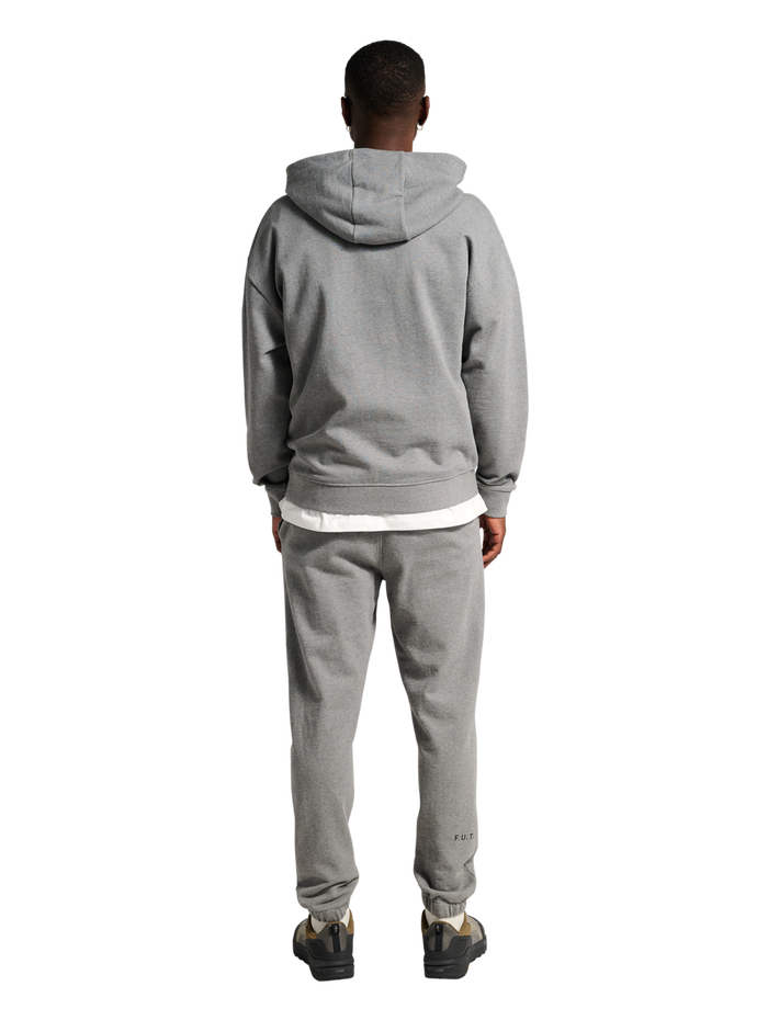 HALO ESSENTIAL HOODIE, GREY MELANGE, model