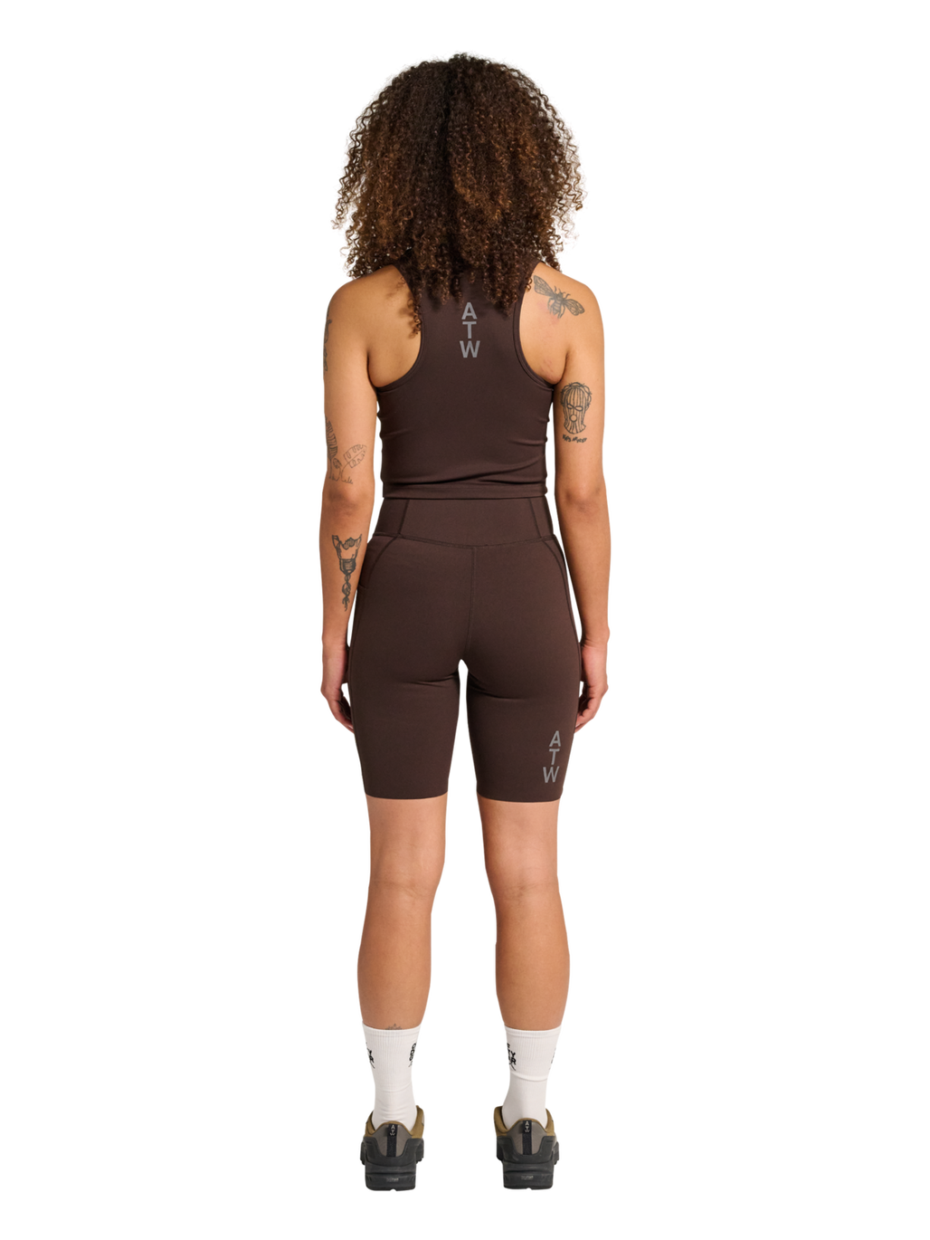 HALO WOMEN TRAINING SPRINTERS, CHOCOLATE TORTE, model