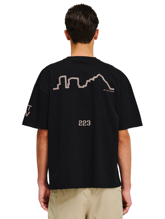 HALO GRAPHIC BOXY T-SHIRT, BLACK/SENECA ROCK, model