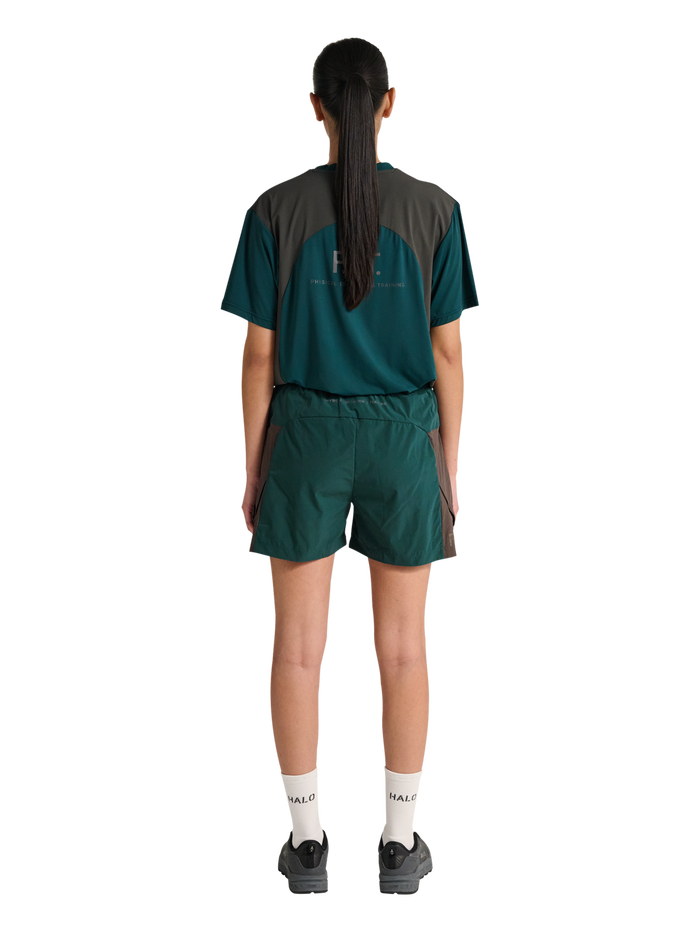 HALO DIVISION SHORTS, SEA MOSS, model