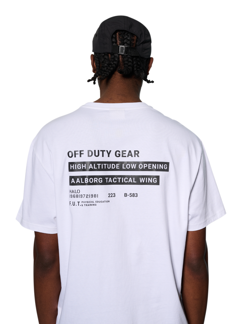 HALO 223 GEAR T-SHIRT, WHITE, model