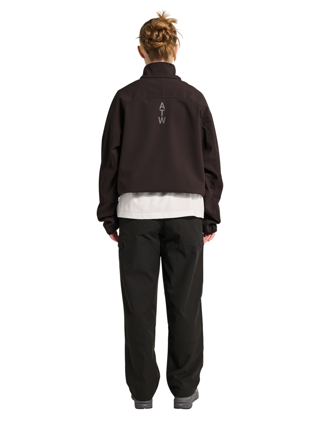 HALO ELITE SOFTSHELL HALF ZIP, CHOCOLATE TORTE, model