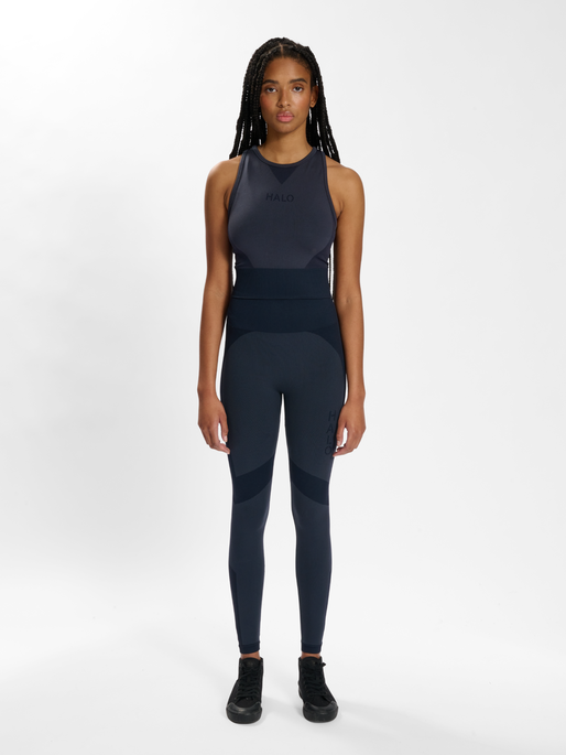 HALO WOMENS SEAMLESS TIGHTS, EBONY, model
