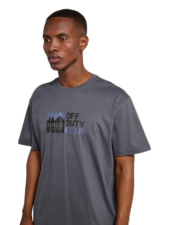 HALO GRAPHIC T-SHIRT, ASPHALT/NEON BLUE, model