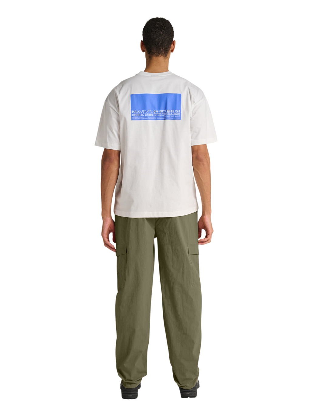 HALO NOVA PANTS, MERMAID, model