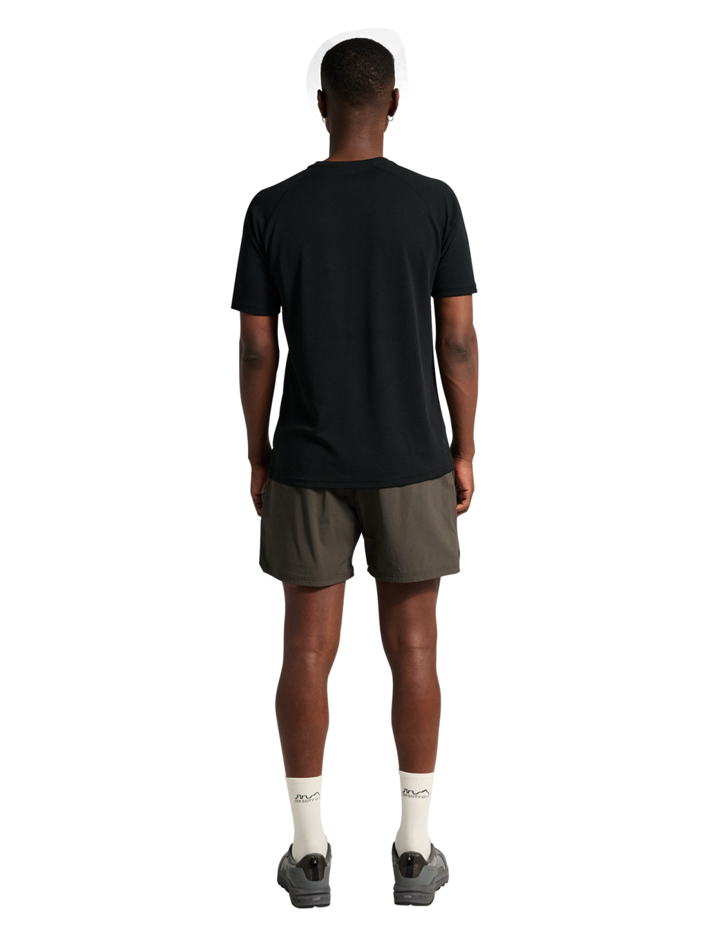 HALO SORONA T-SHIRT, BLACK, model