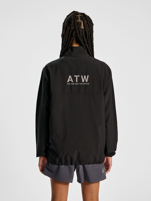 HALO TECH JACKET, BLACK, model