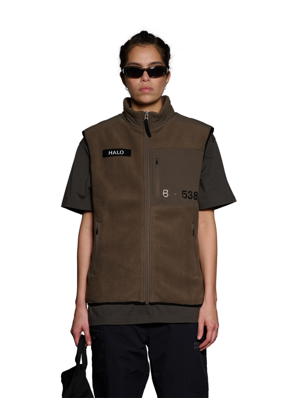 HALO TEDDY FLEECE VEST, MAJOR BROWN, model