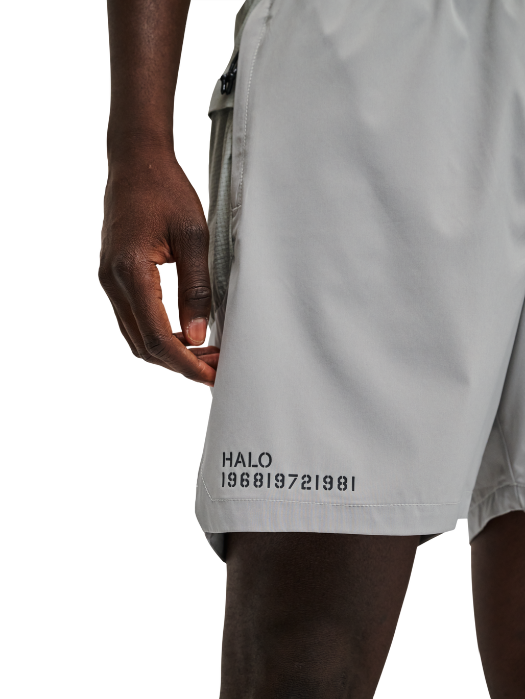 HALO SCOUT SHORTS, GRIFFIN, model