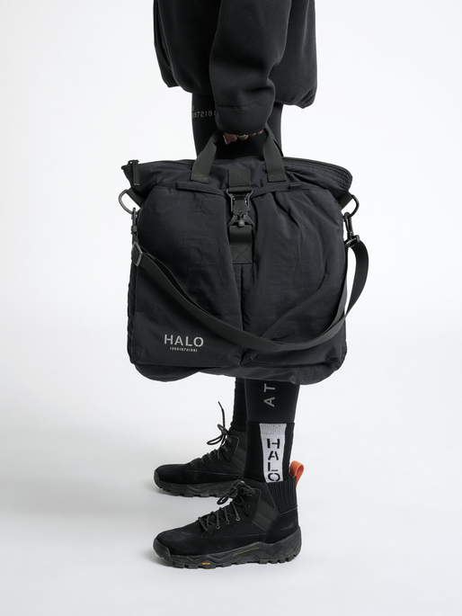 HALO HELMET BAG, BLACK, model