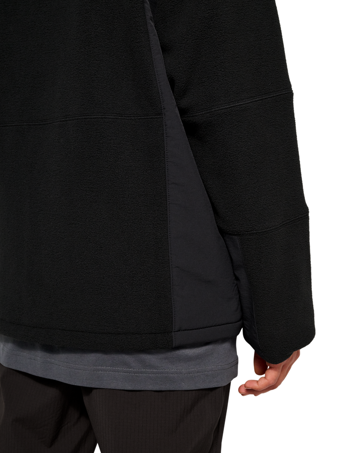 HALO WINDPROOF TEDDYFLEECE JACKET, BLACK, model